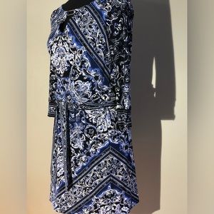 White House Black Market|WHBM Scarf Print Blouson Dress